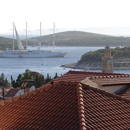 Apartments Curin Hvar Town Exteriör bild